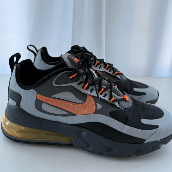 Nike AirMax 270 React - Picture 6 of 8
